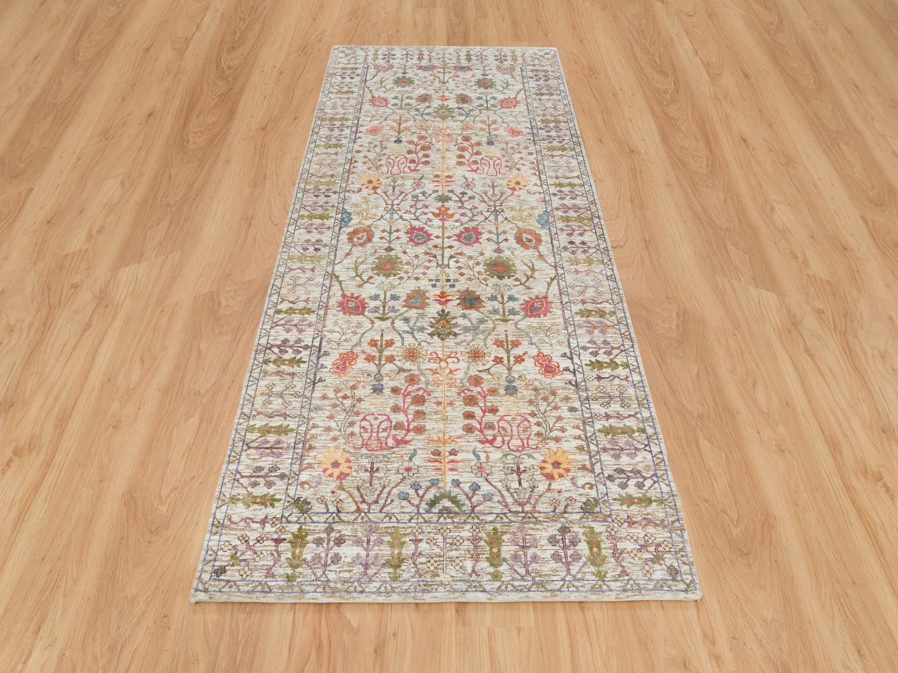 Wool and Silk Rugs LUV593208